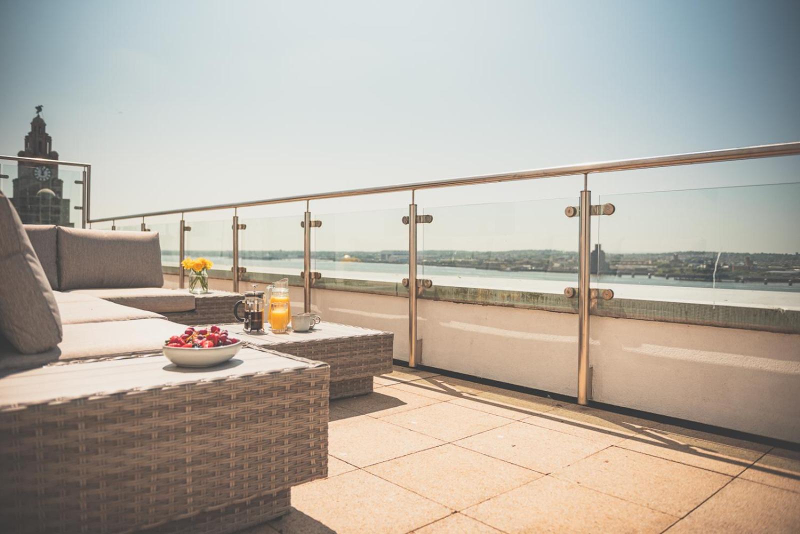 Novu Apartments Liverpool Waterfront Exterior photo