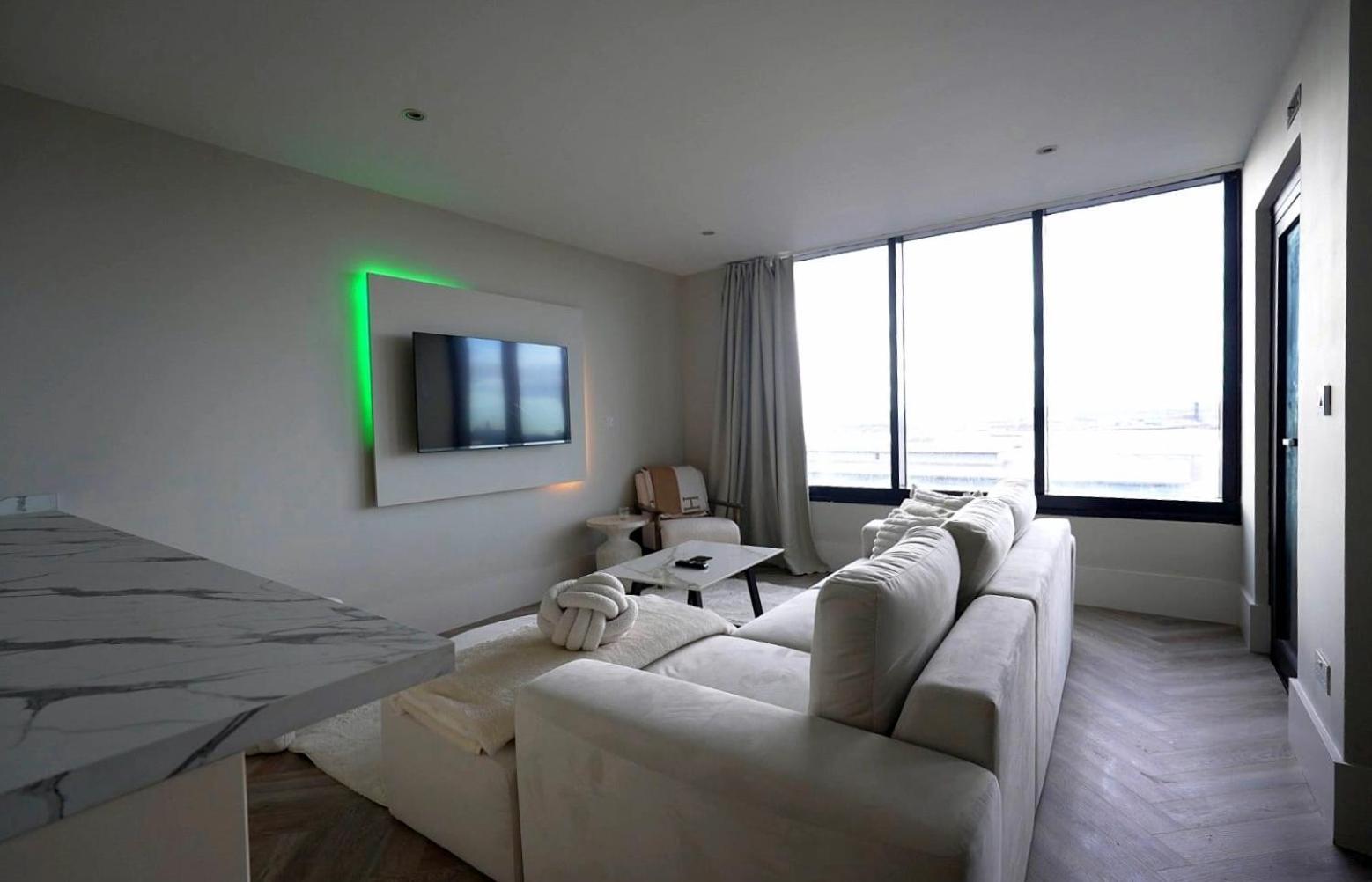 Novu Apartments Liverpool Waterfront Exterior photo